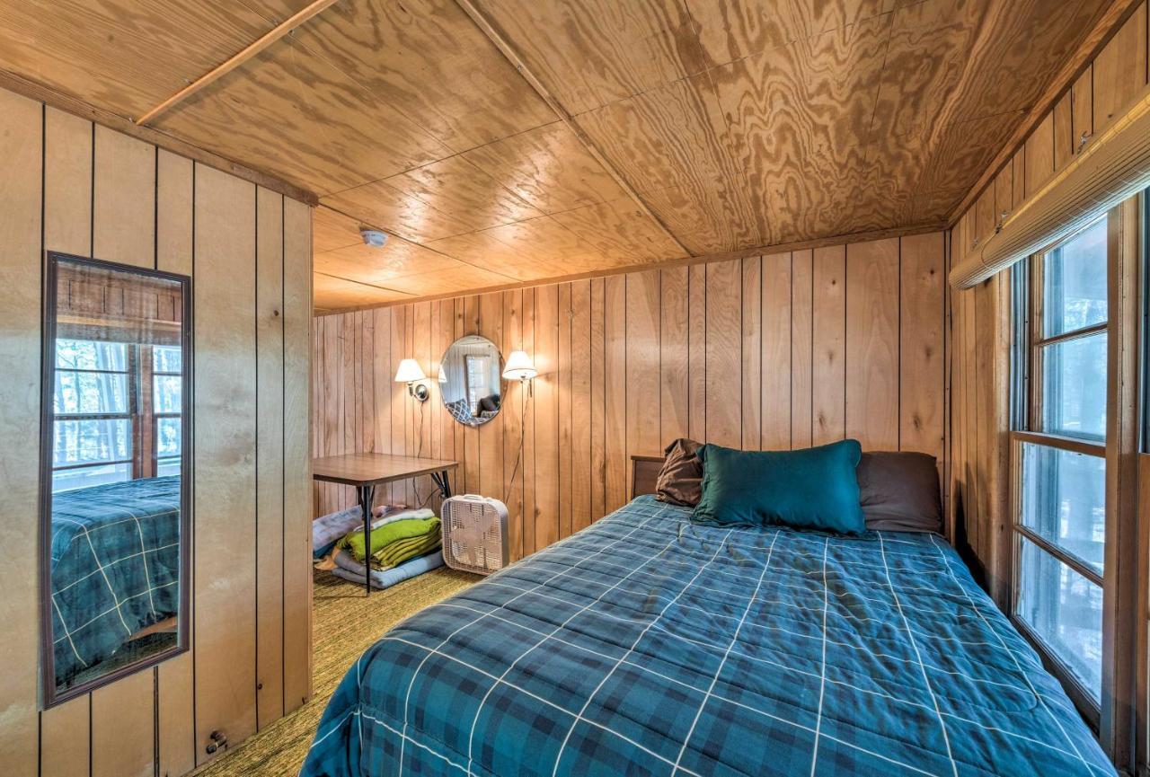 Ruidoso Cabin With Forest Views And Covered Porch Exterior photo